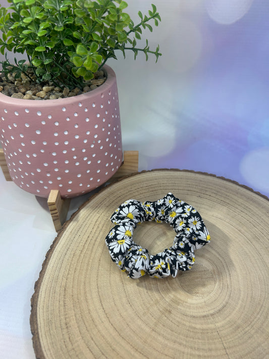 Black Daisy MINI Scrunchie