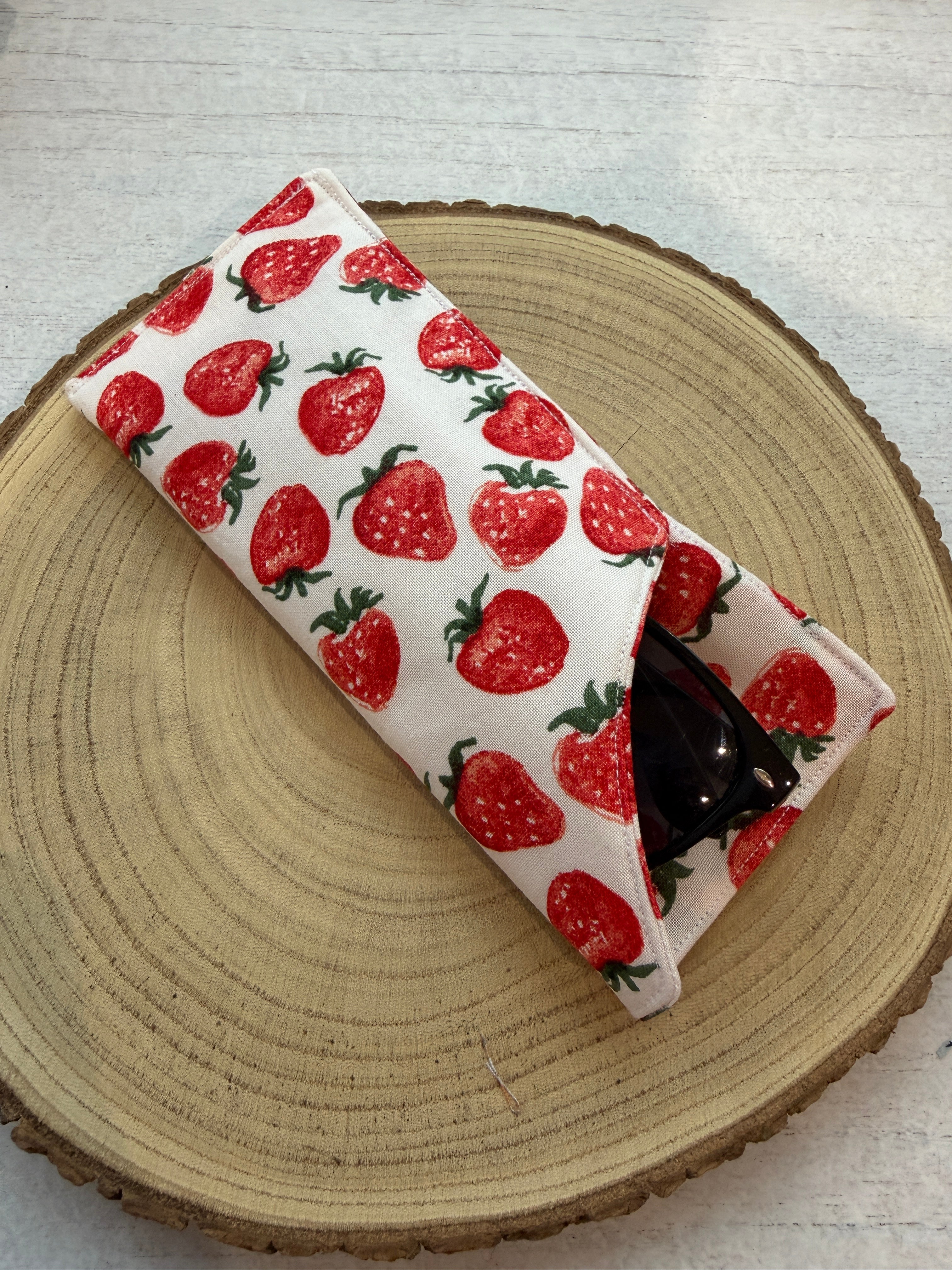Summer Strawberries Glasses Case