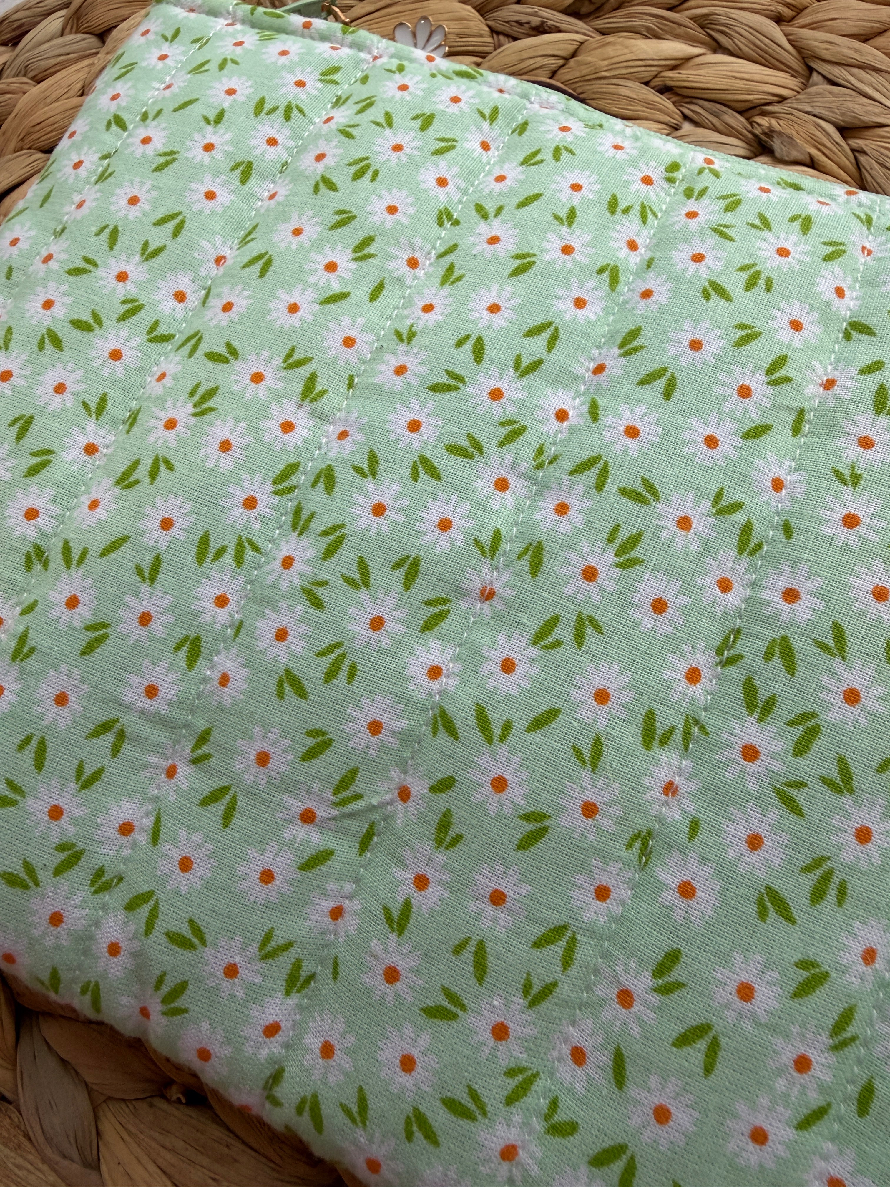 Mint Meadow Everyday Zipper Pouch