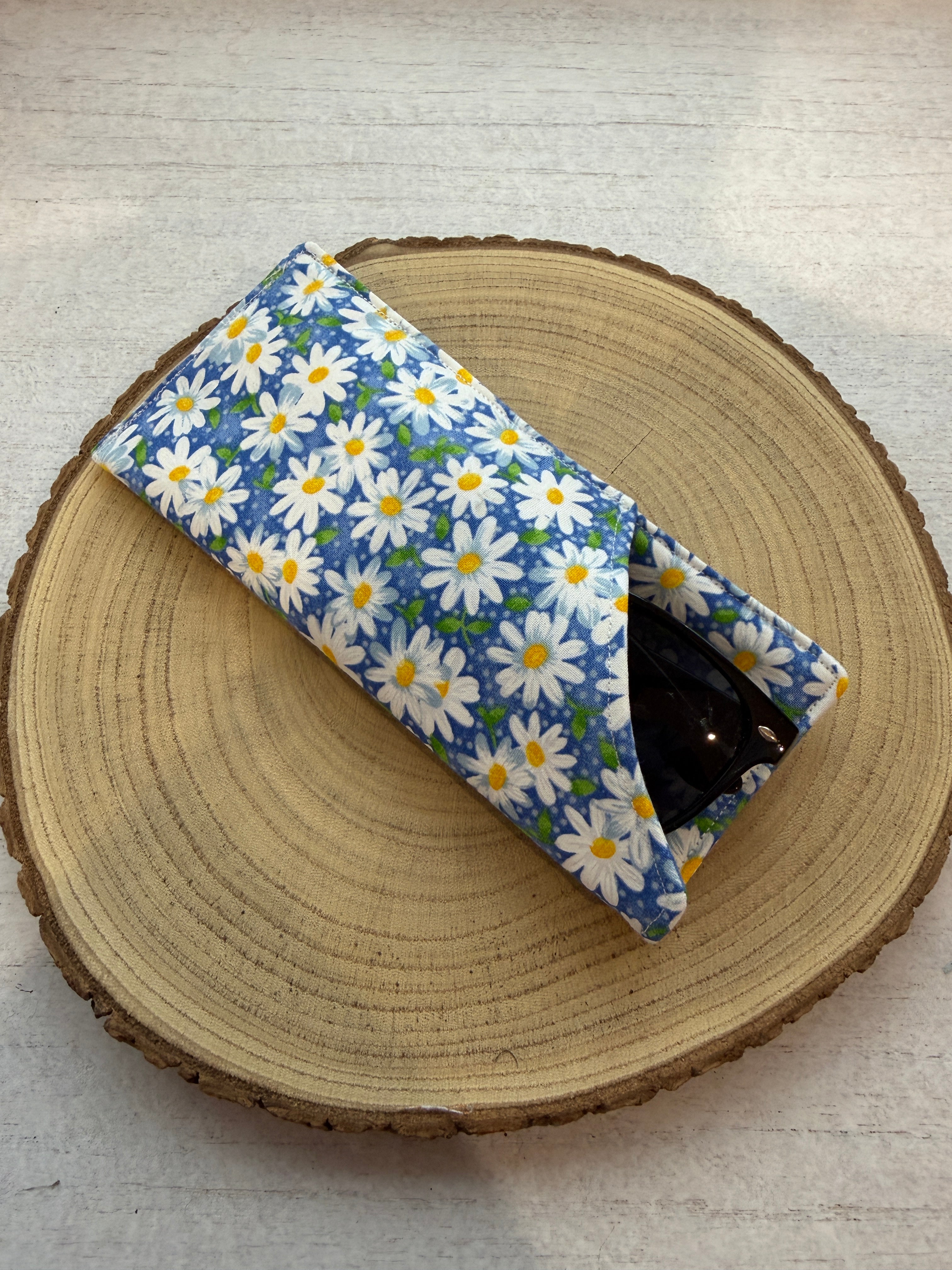 Daisy Days Glasses Case