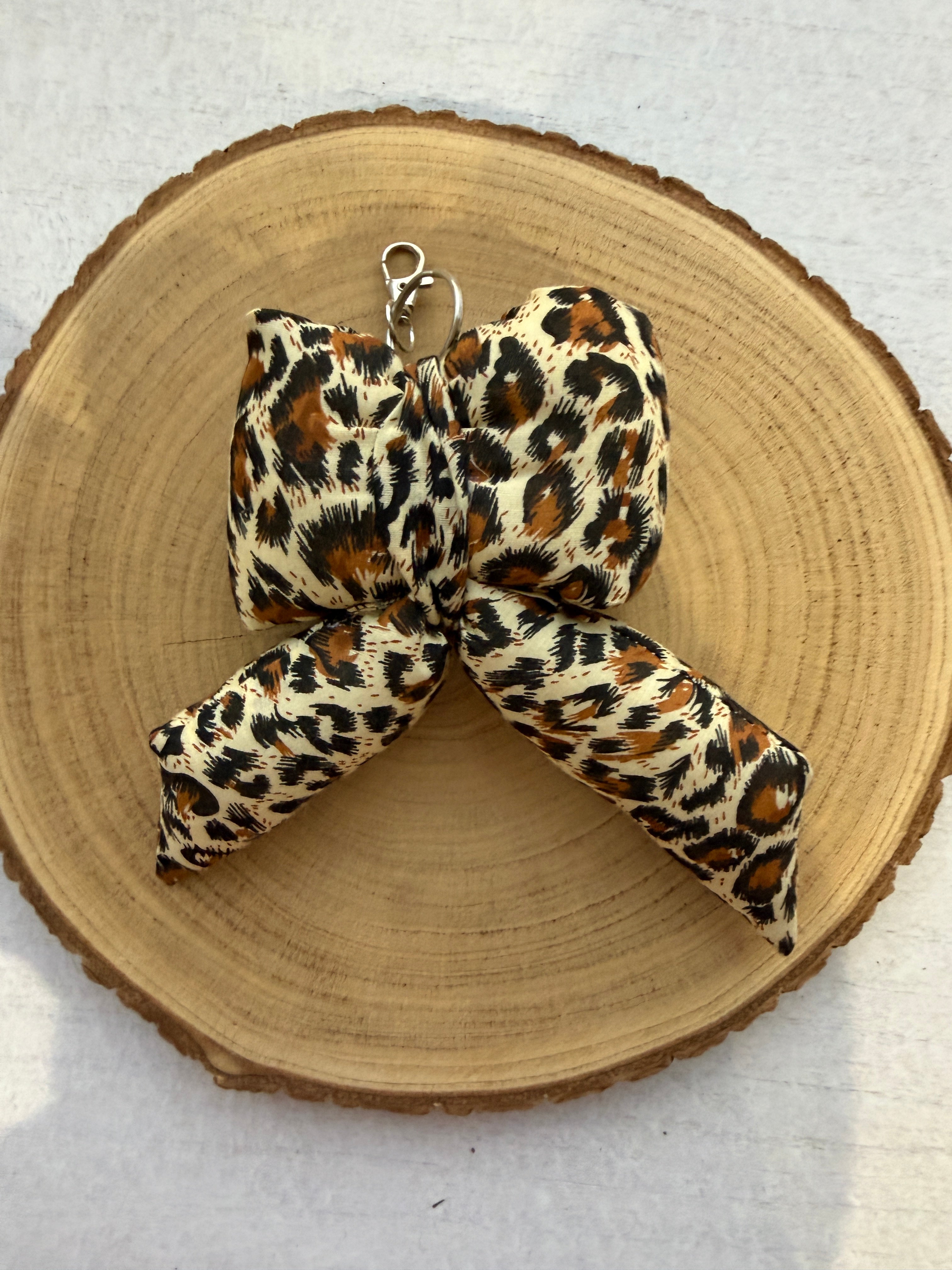 Wild Side Puffy Bow Keychain
