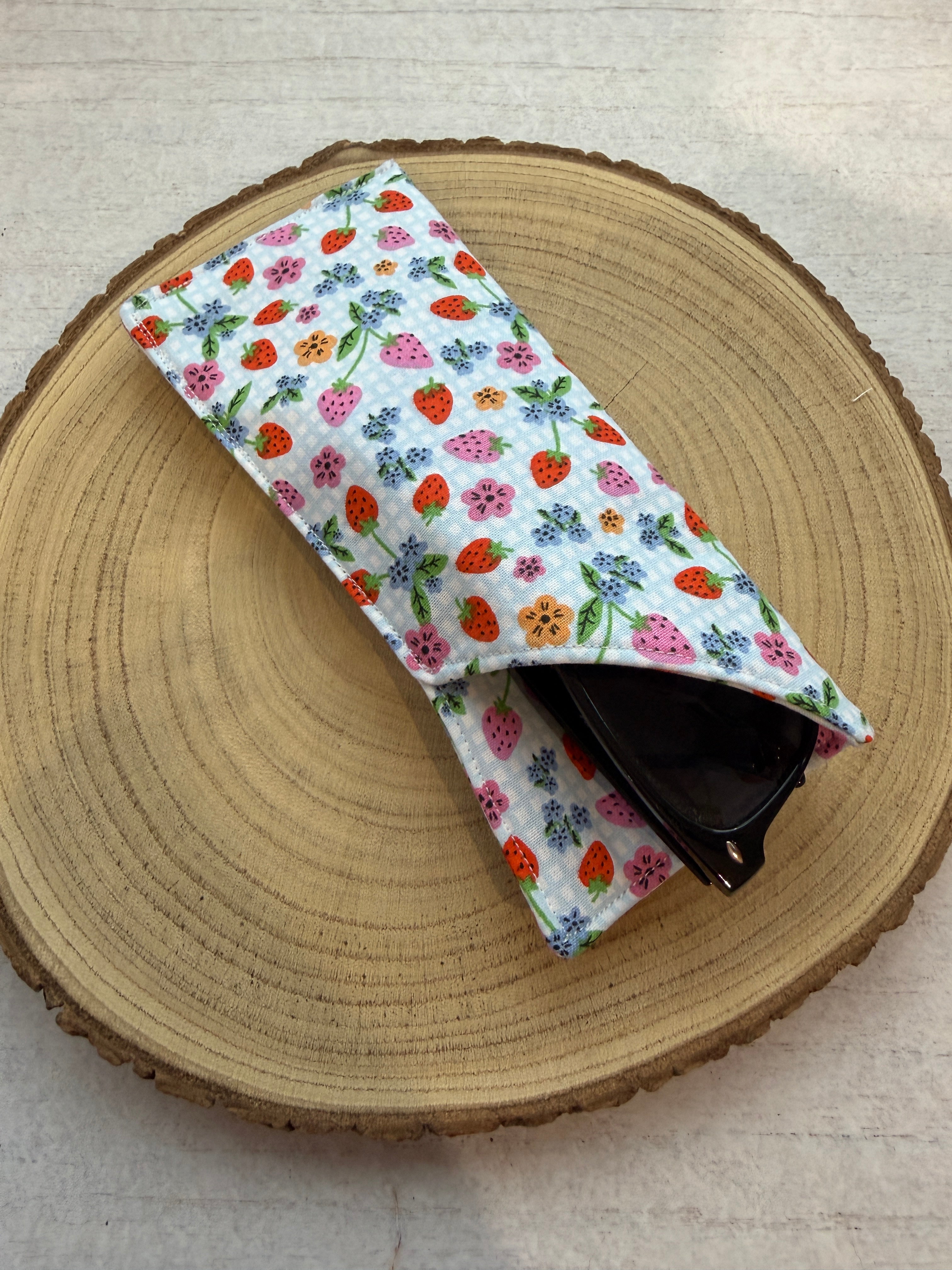 Strawberry Picnic Glasses Case