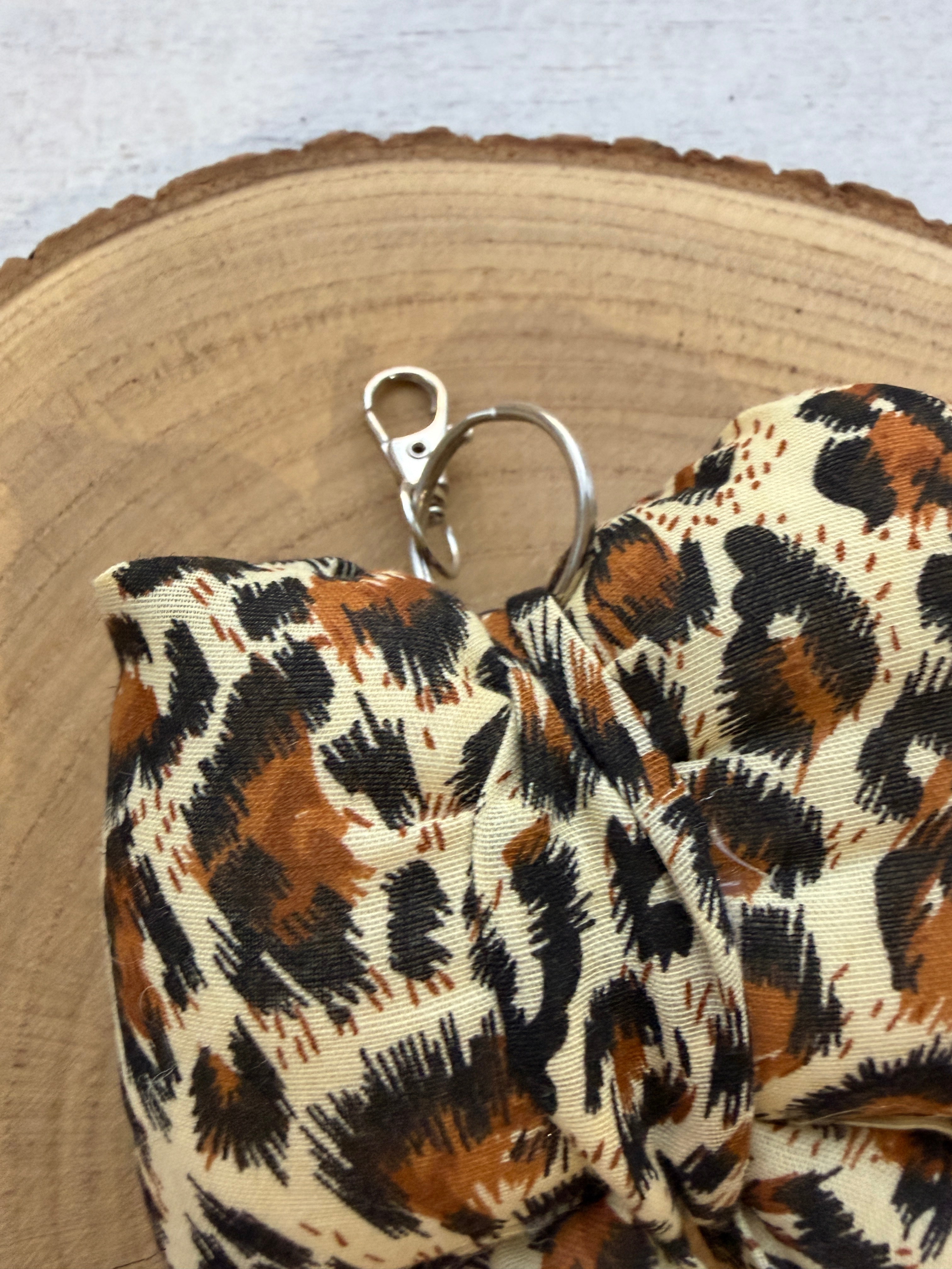 Wild Side Puffy Bow Keychain
