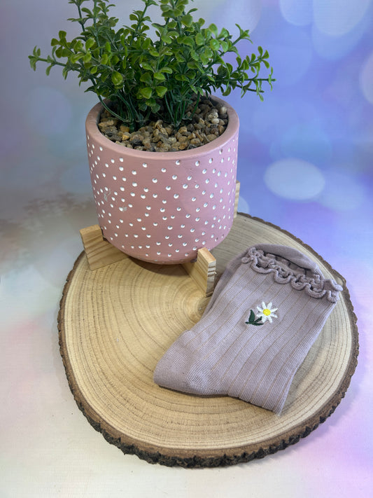 Pale Pink Daisy Ankle Socks