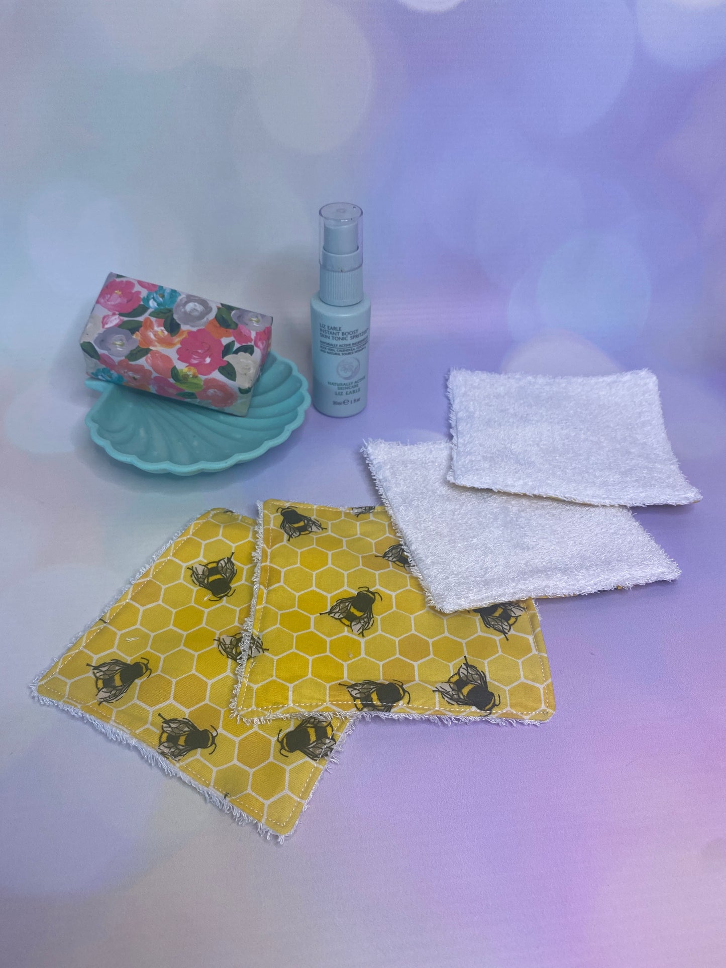 Yellow Honeycomb Bee Reusable Face Wipes Pack